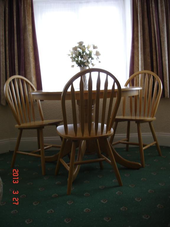 Beachmount Holiday Apartments Rhôs-on-Sea Chambre photo