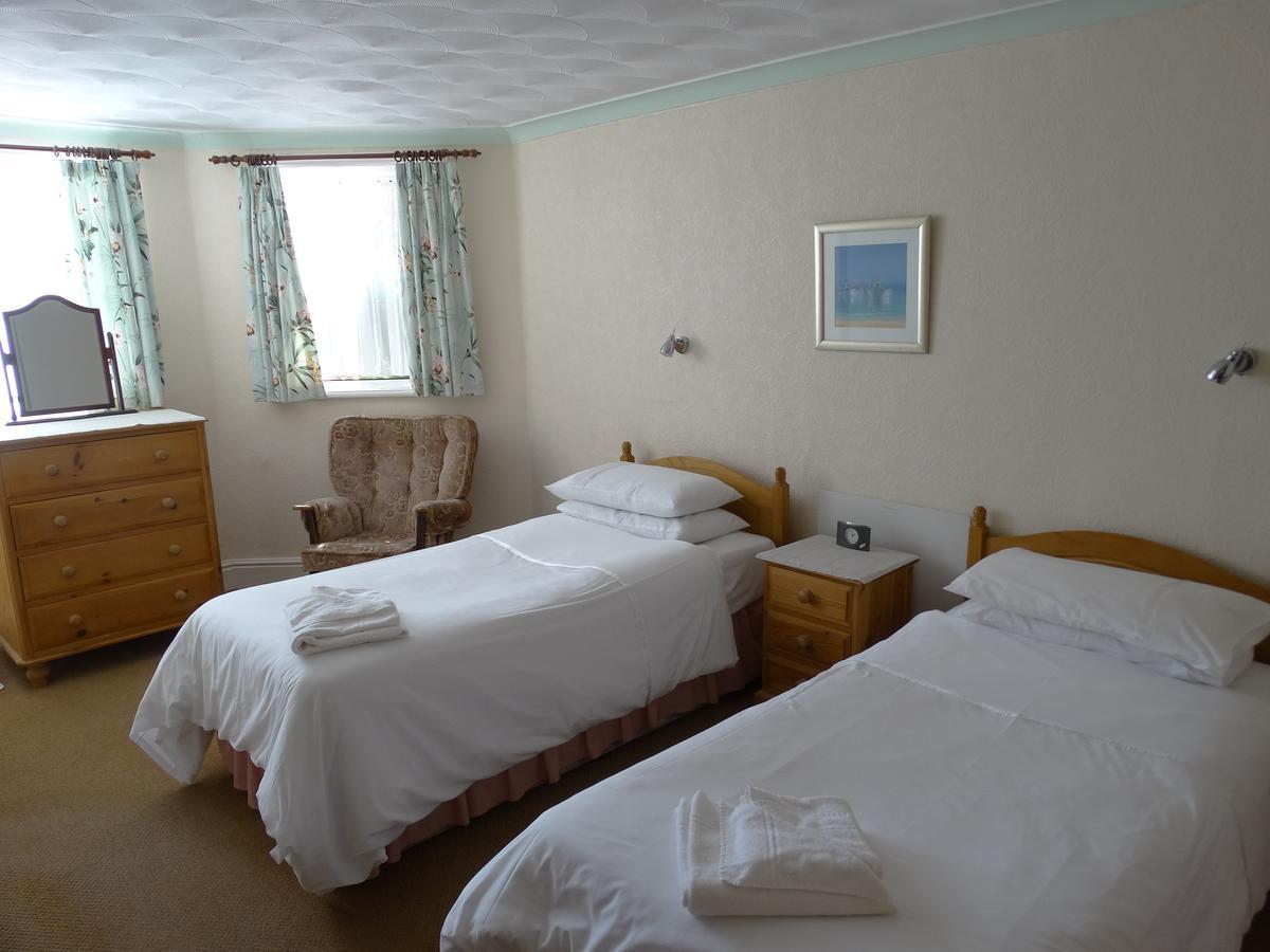 Beachmount Holiday Apartments Rhôs-on-Sea Extérieur photo